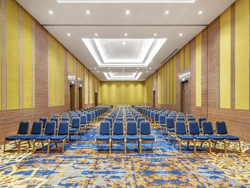 Grand Mercure Ahmedabad Gift City - An Accor Hotels Brand