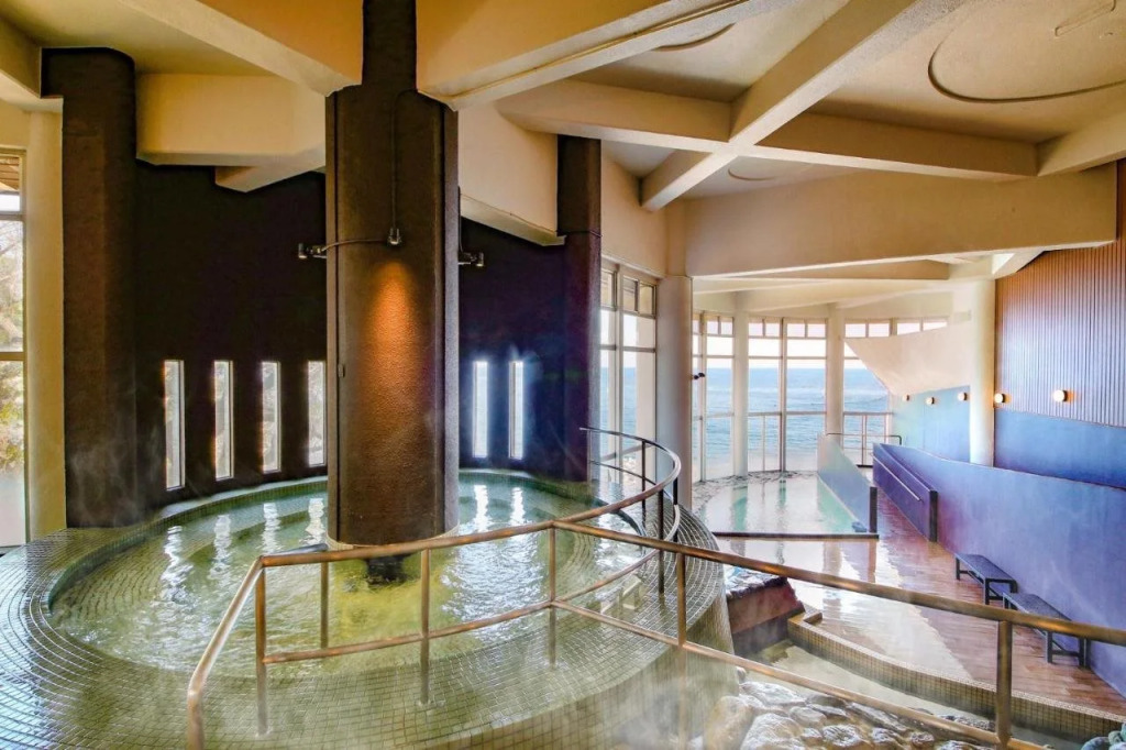 Ooedo Onsen Monogatari Premium Atami