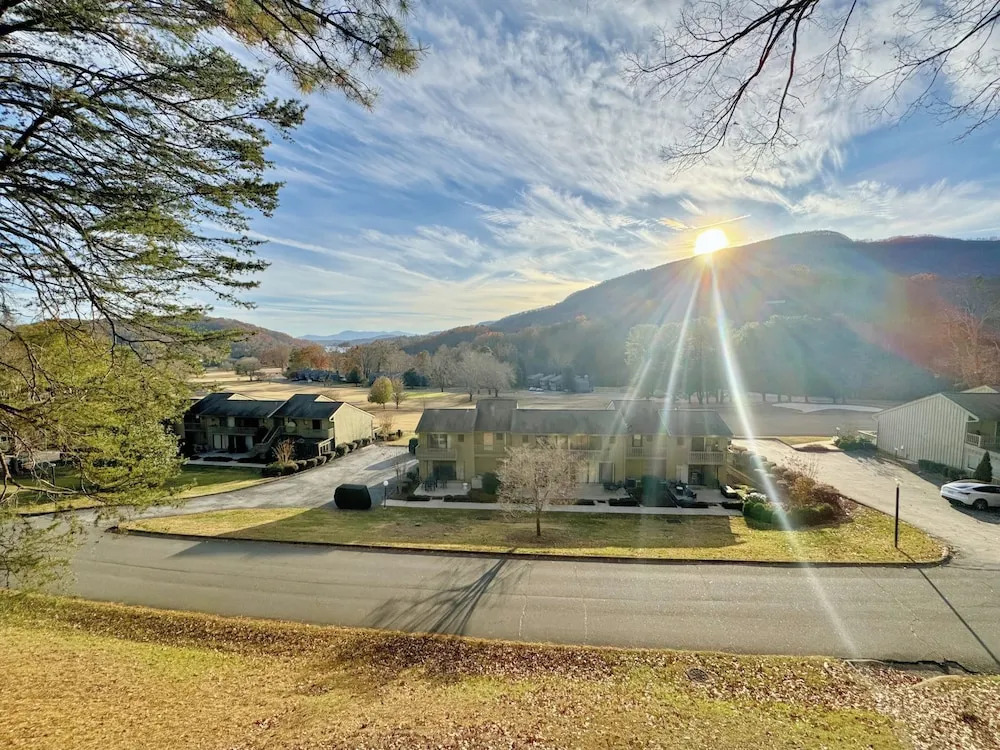 Fox Run at Lake Lure