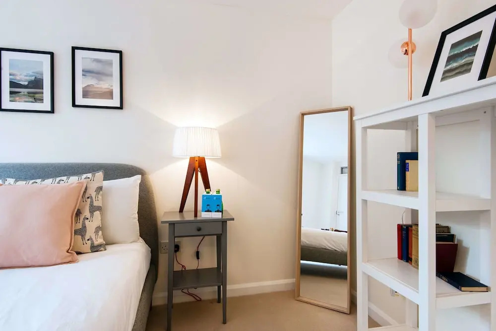 The Lexham Mews Gem - SCR