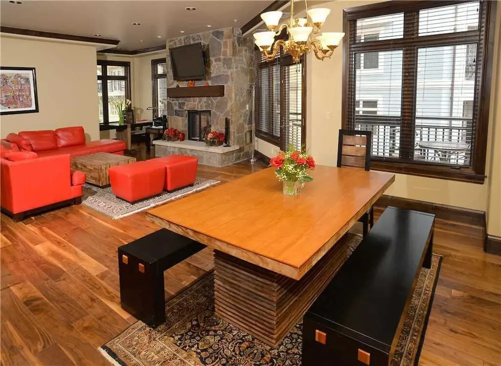 Lionsquare North Tower #300 3 Bedrooms 3.5 Bathrooms Condo