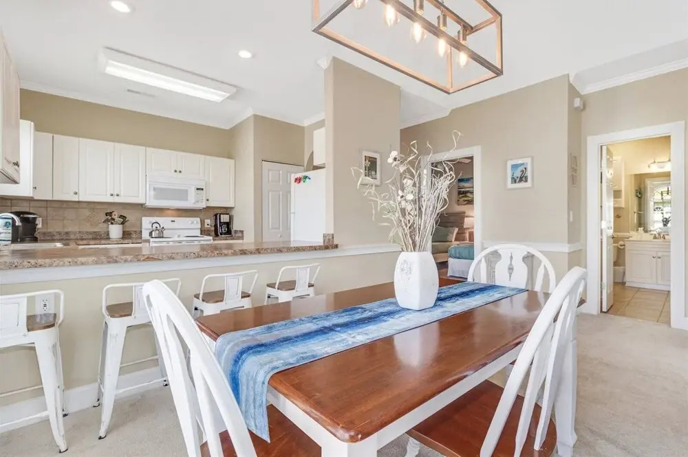 Myrtlewood 304-4713 Escape!