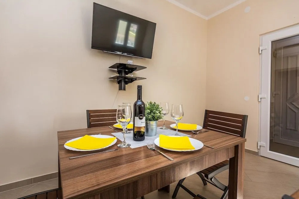 Apartments Bobeta