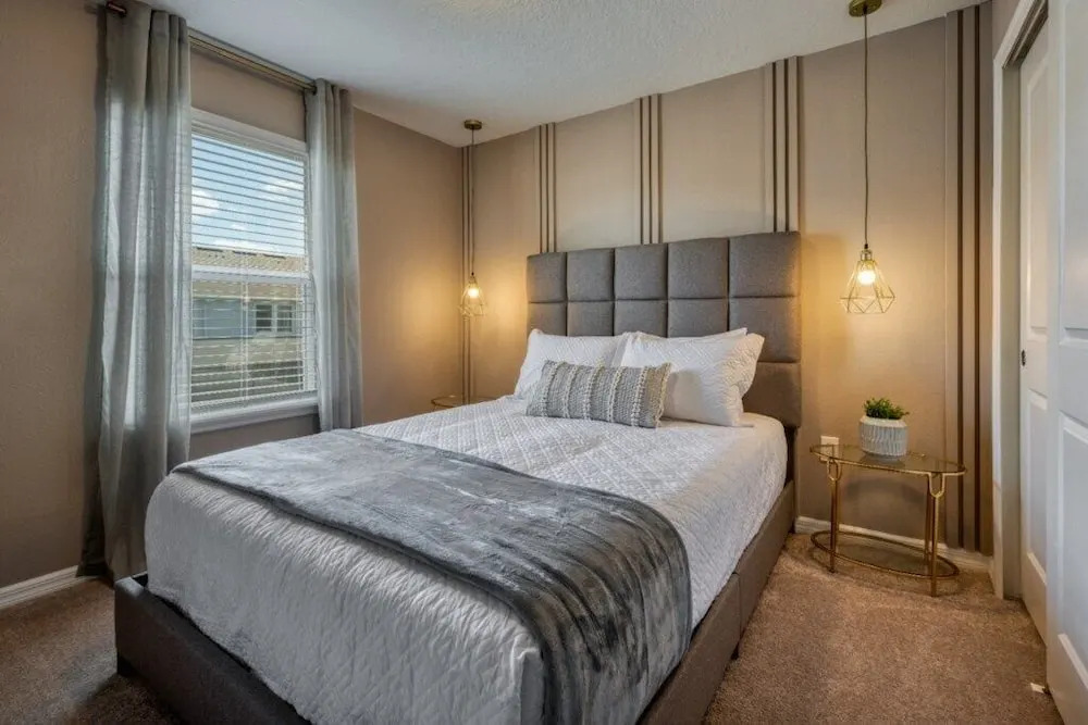 NEW 5 Bdrm Windsor Island Resort