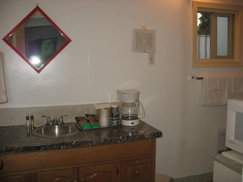 Travel Inn Motel