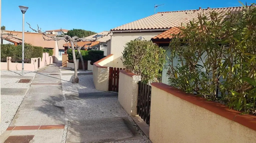 Maison de 2 chambres avec jardin clos a Leucate