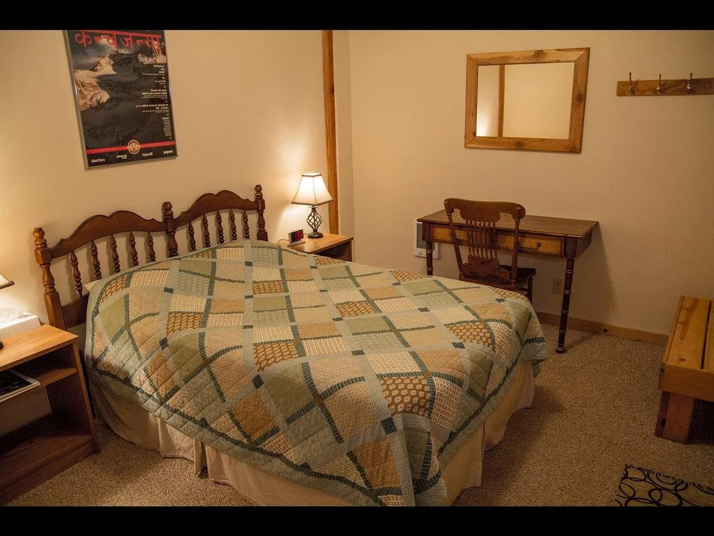 Whittaker's Motel & Historic Bunkhouse