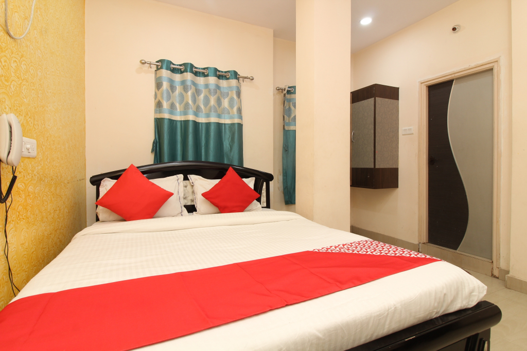 iROOMZ Hotel Sagar Grand