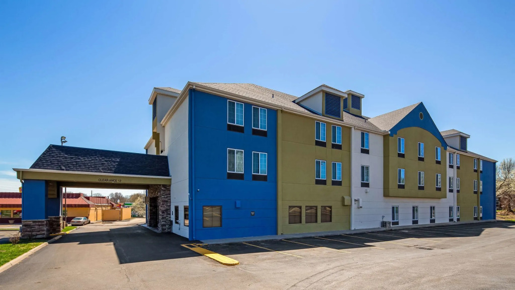 Red Lion Inn & Suites Blue Springs
