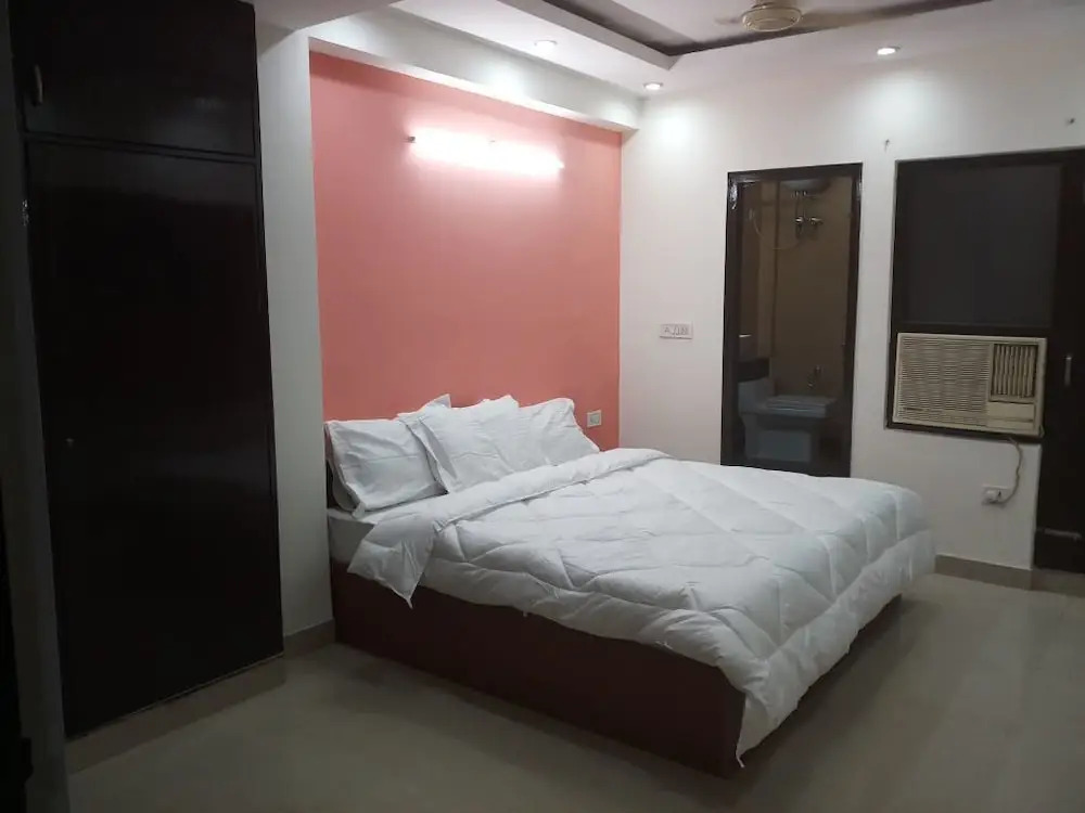 Jana Residency