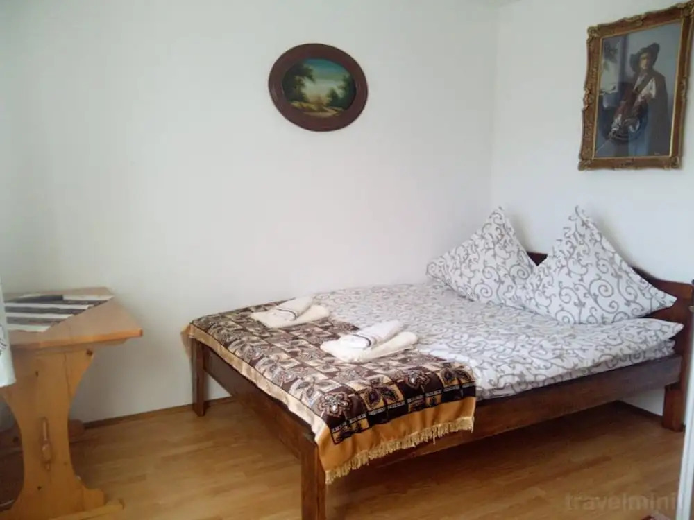 Agrituristic House - Sleeps 8 With Garden