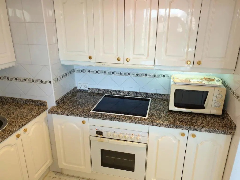 Skol 727 Lovely 2 Bedroom Duplex in Marbella Center