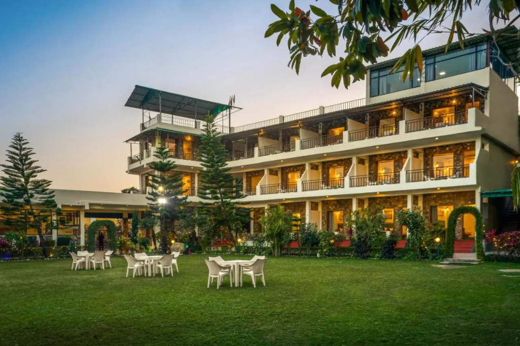 dee Fellows Riverside Resort