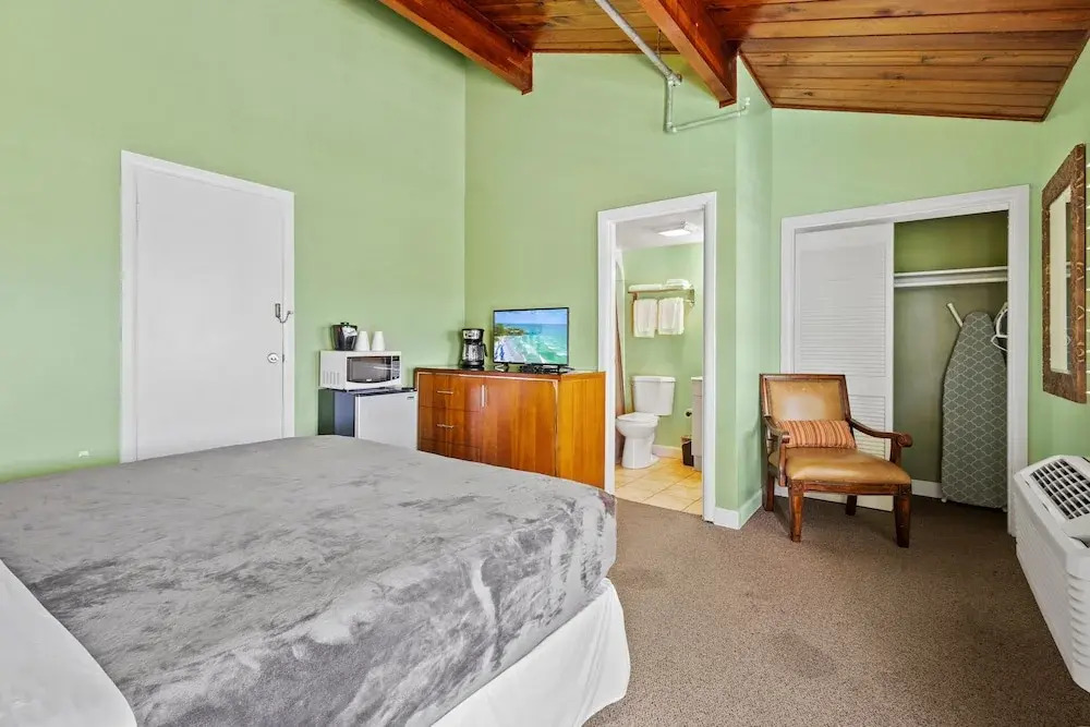Oceanfront Inn Suite