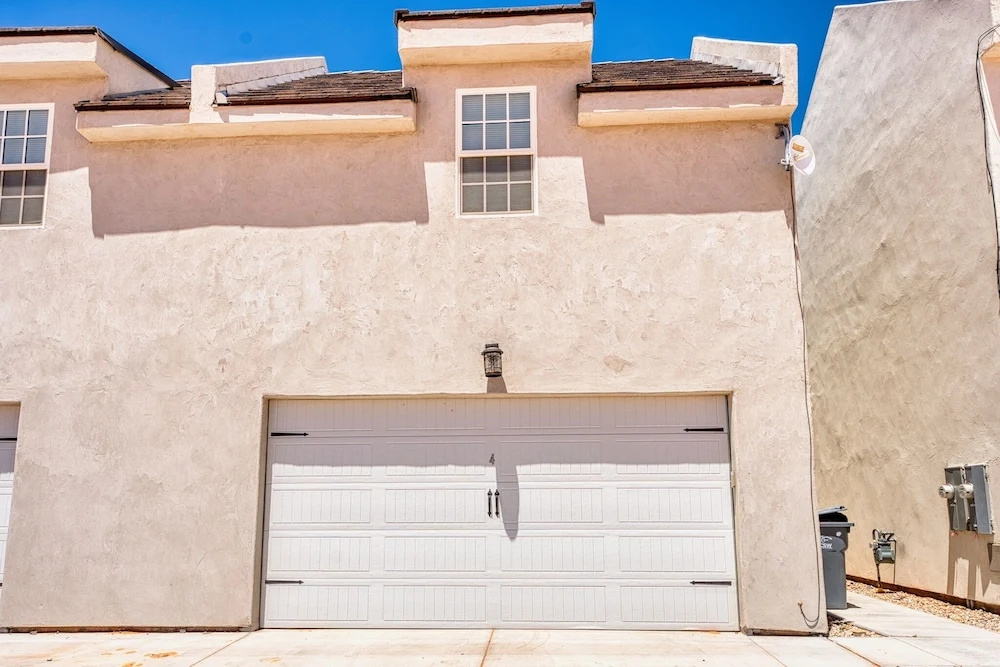 Zion's Haven #f4 4 Bedroom Townhouse