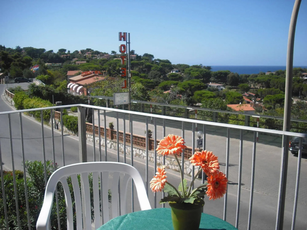 VILLA PADULELLA 8&2, Emma Villas