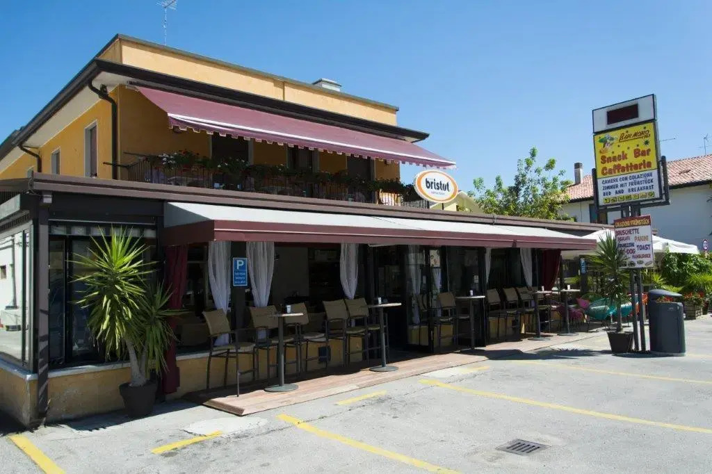 Bar Moro 1963