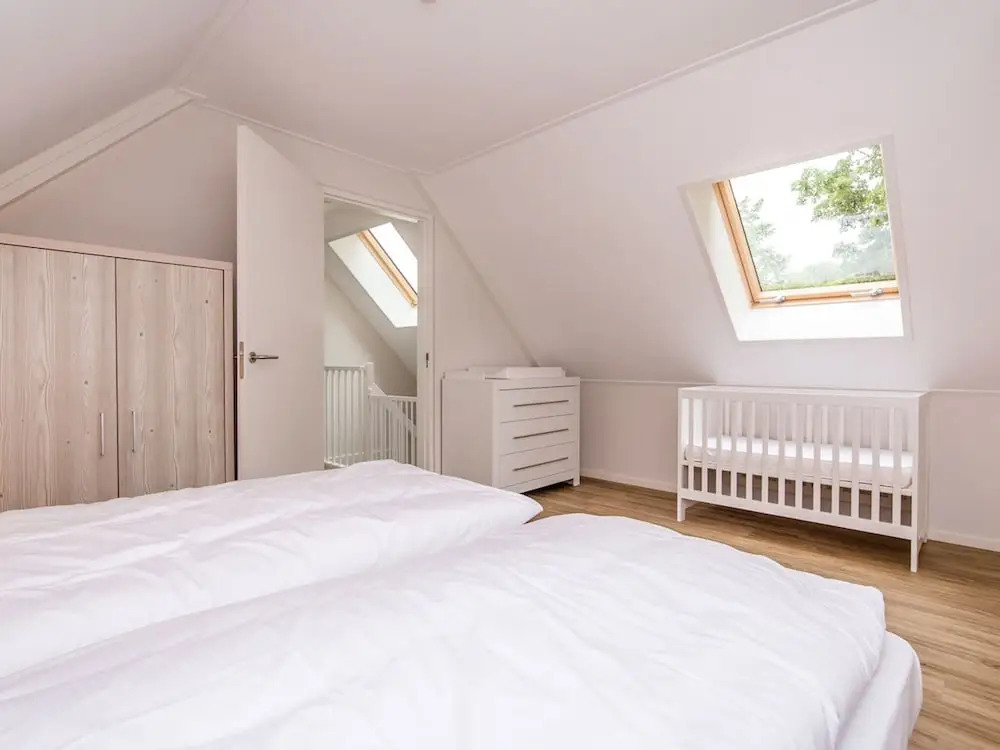 Luxurious Home with Whirlpool, 4km From Maastricht