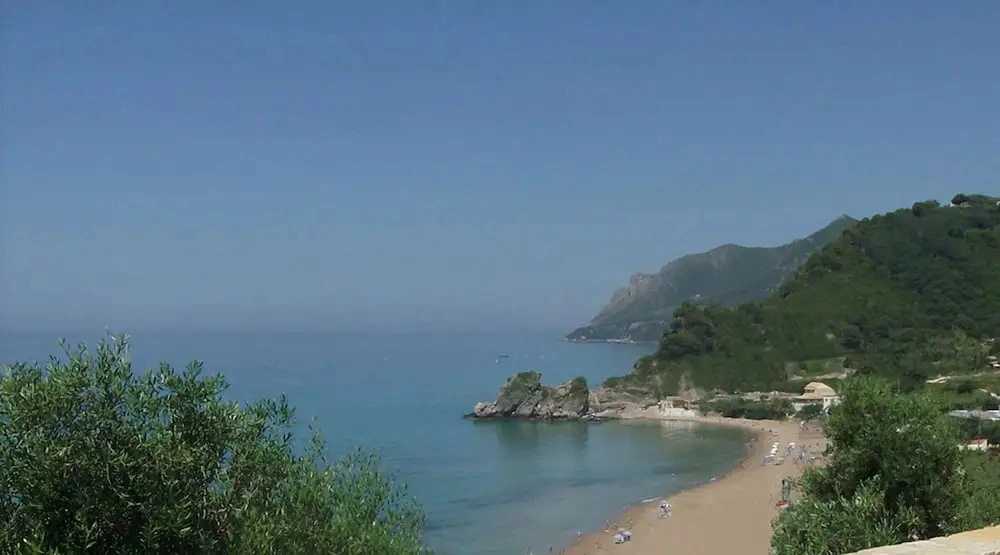 Studio Apartments With Large Swimming Pool and Sea View at Pelekas Beach, Corfu