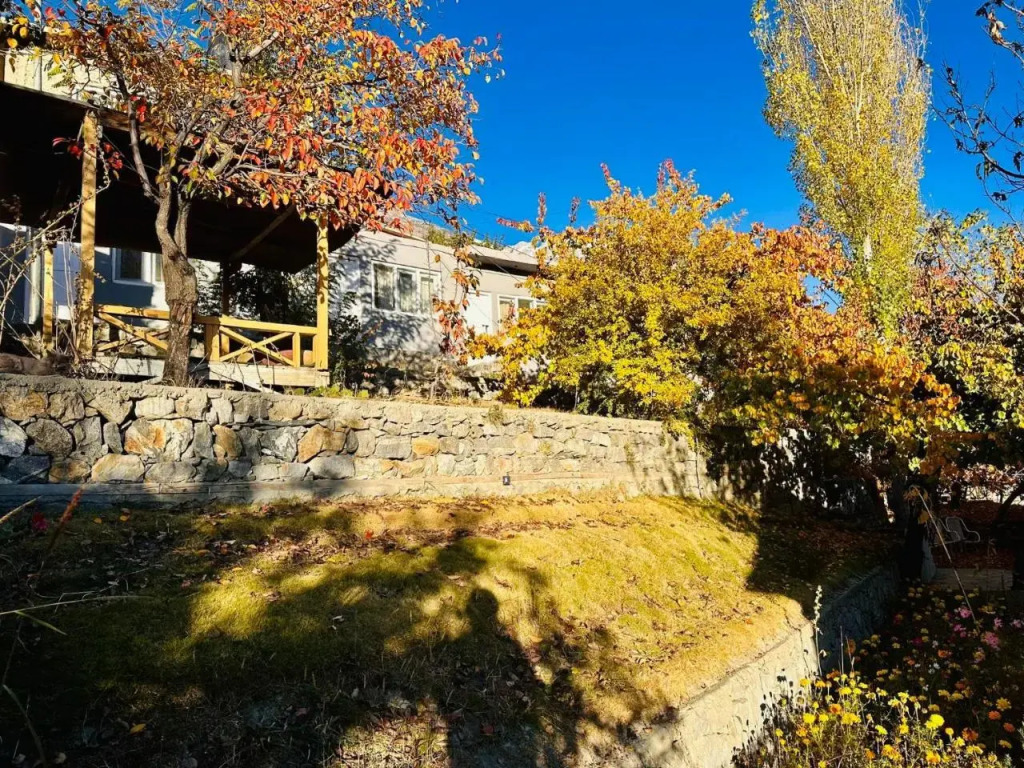 Old Hunza inn