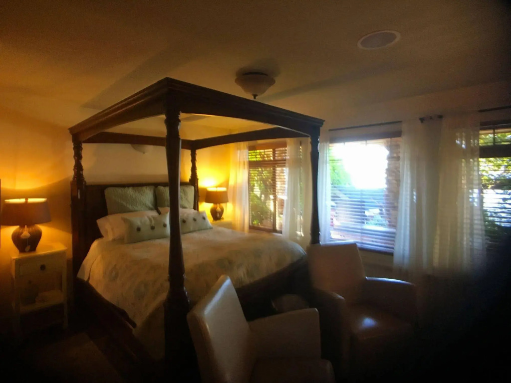 The Tuwanek Bed and Breakfast