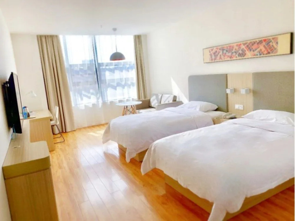 HanTing Hotel (Guangyuan Central Hospital Maternal and Child Branch)
