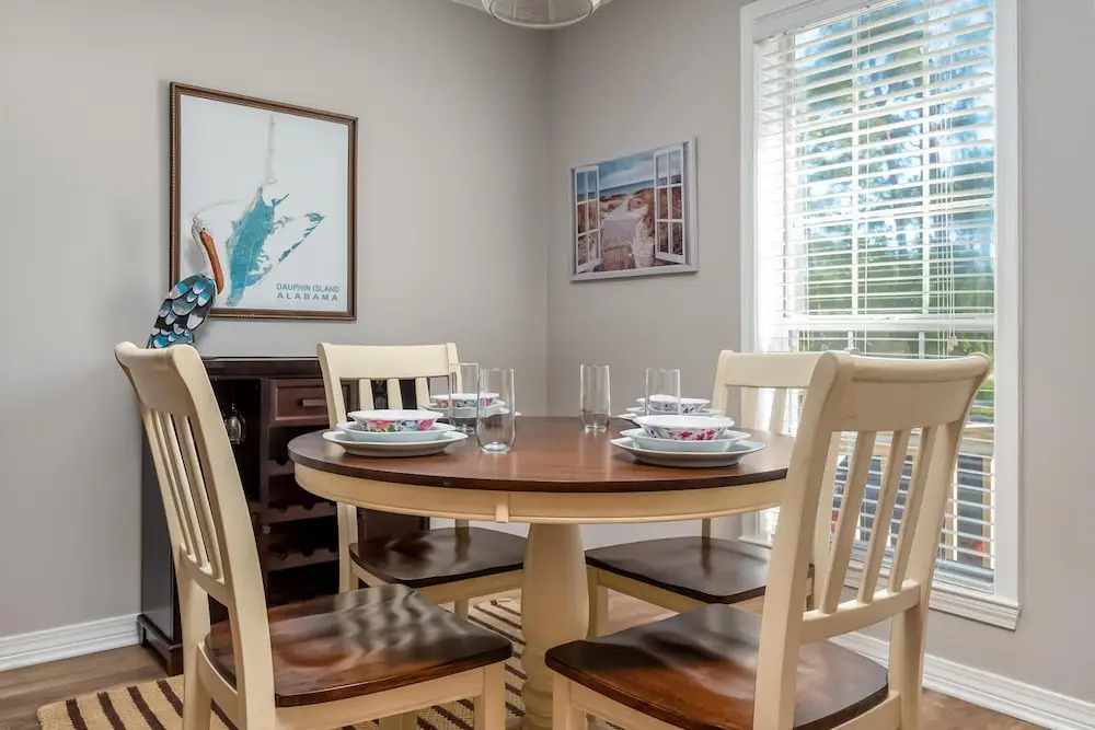 073 Coastal Cottage by ACP