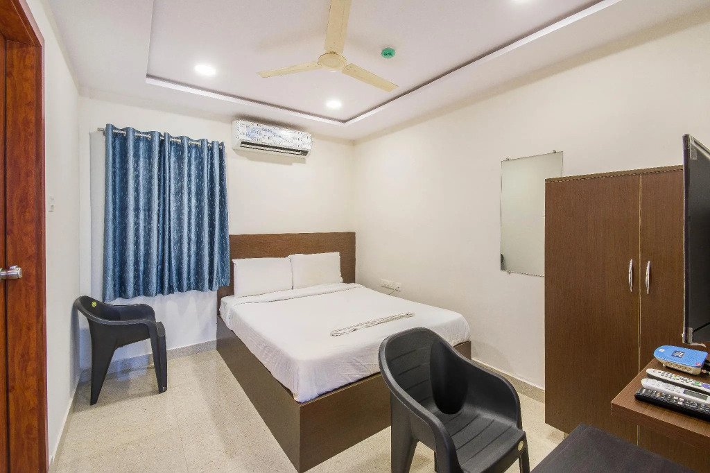 Hotel At Home Darbar Near Nexus Mall Kukatpally