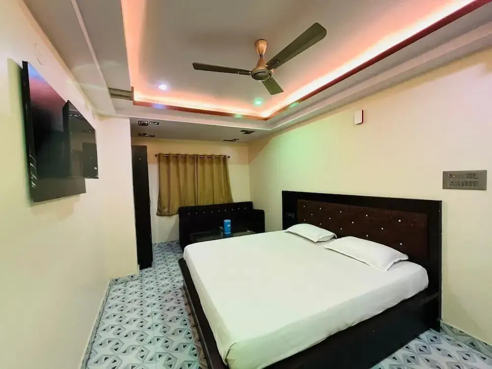 SS Hotel