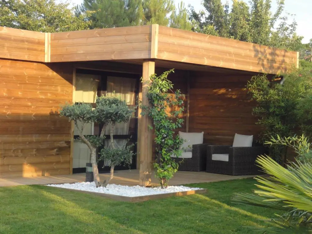 Timazen Lodges Agen Sud