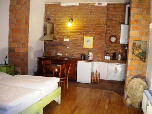 Casa Rozelor