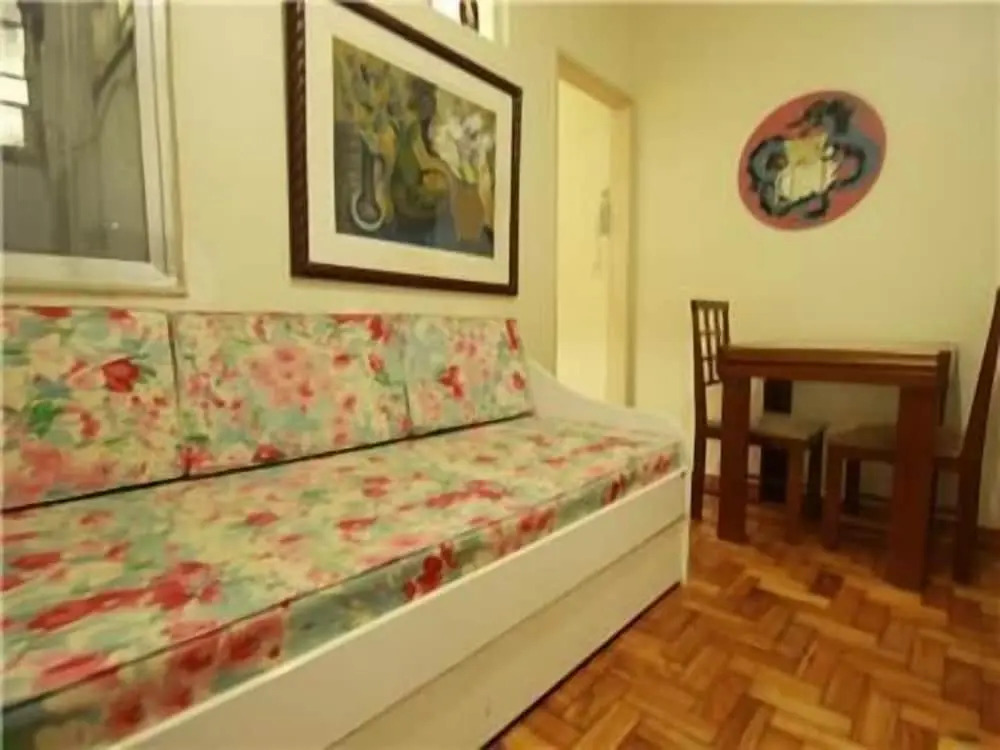 GoHouse Copacabana 1203