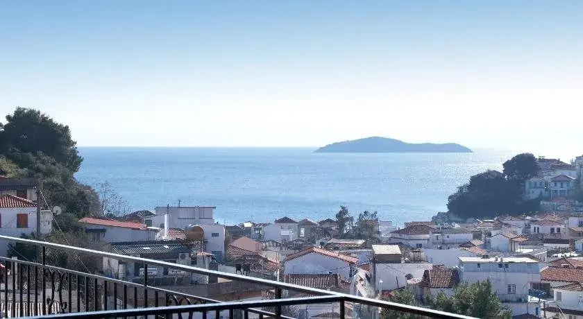 Stathis House