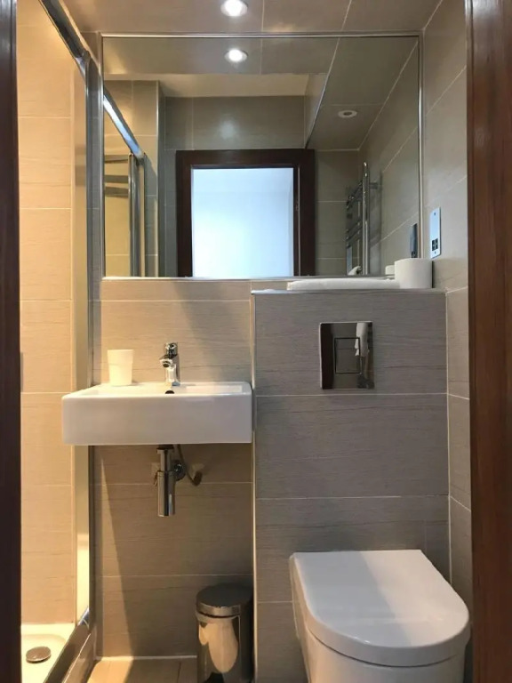 Leisure Inn Hotel