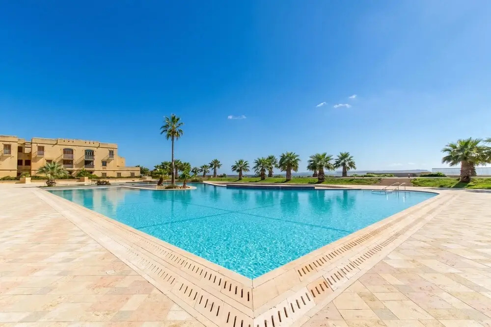 Getaway Npetto Gozitan Villa - Happy Rentals
