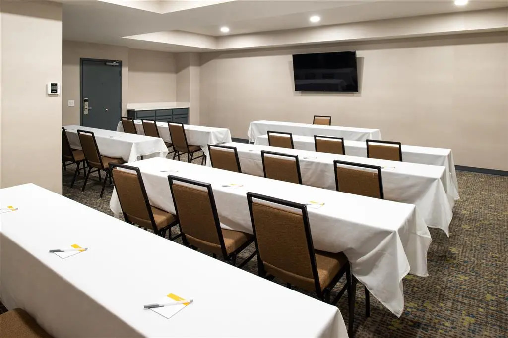 Hampton Inn San Francisco - Daly City