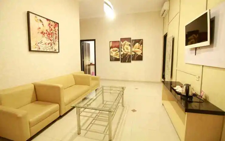 Savita Garden Inn