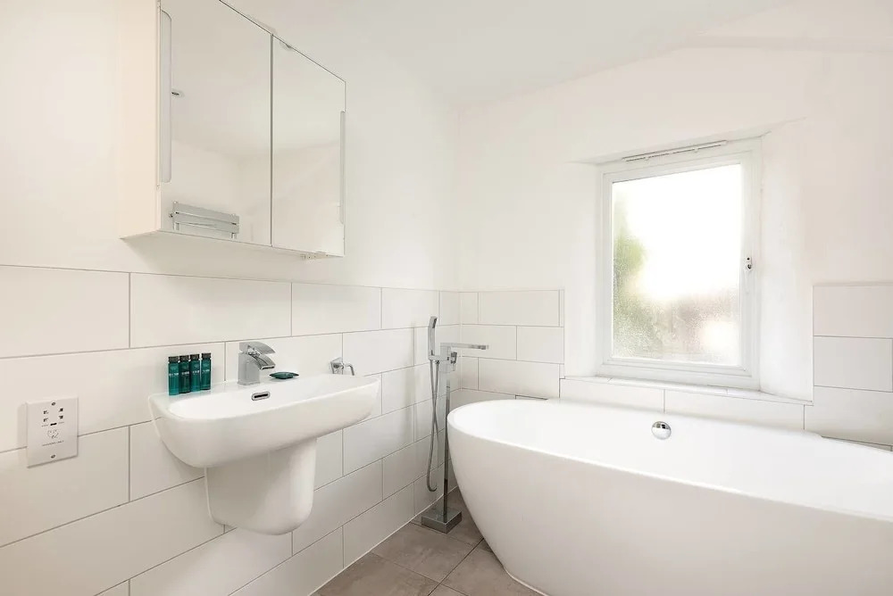 Lewisham Family Home for 7, 20mins to LDN Bridge!