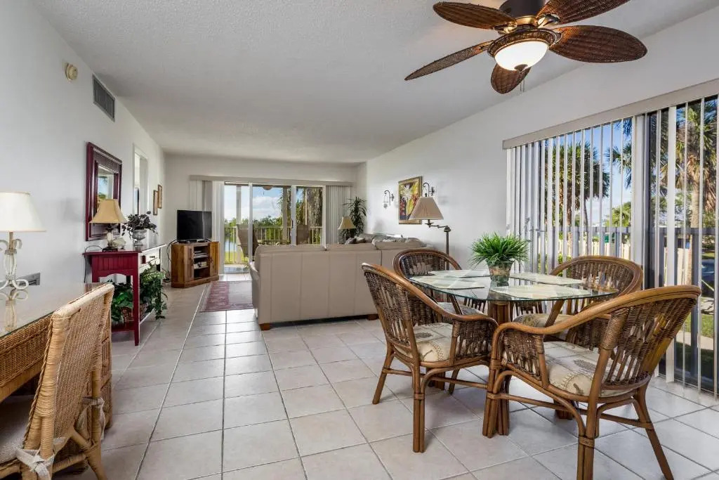 Sand Caper 103, Sleeps 4, Gulf Front, 2 Bedrooms, Elevator, Heated Pool