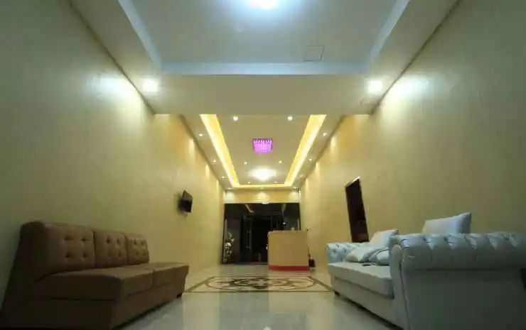 Hotel Grand Royal