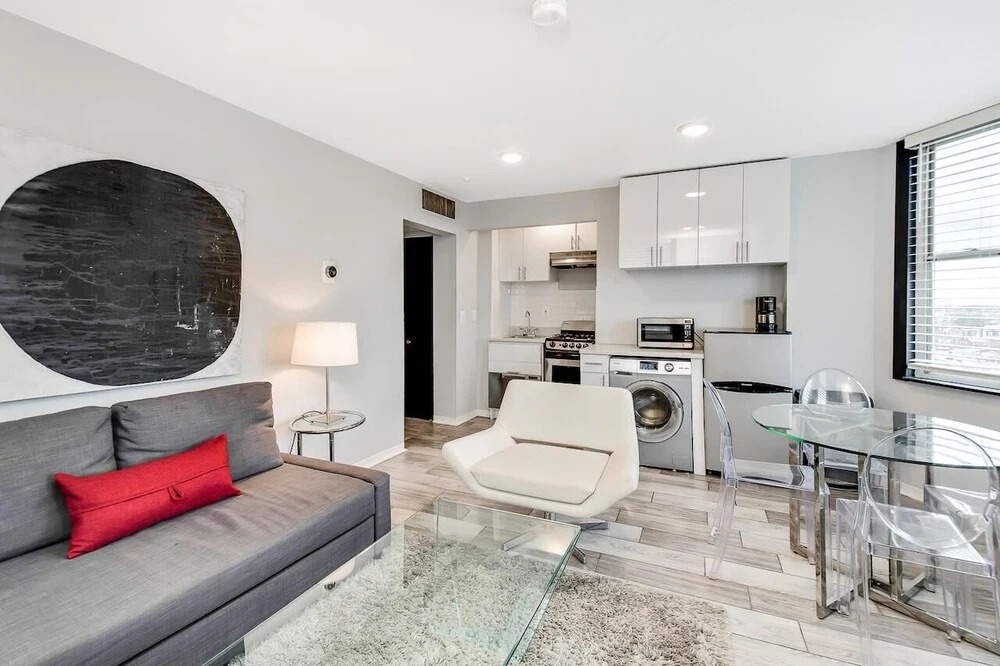 2135 Walnut Street Enjoy Sunsets at 1BR Home at Rittenhouse Square