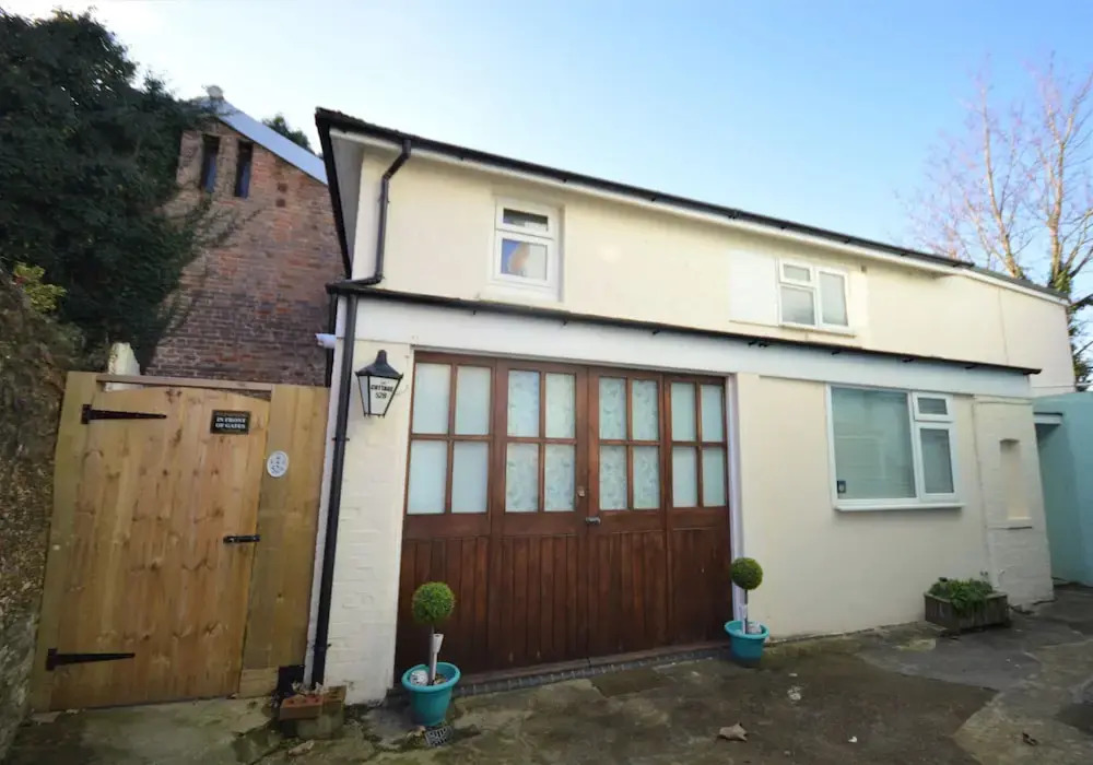 The Cottage, Ryde