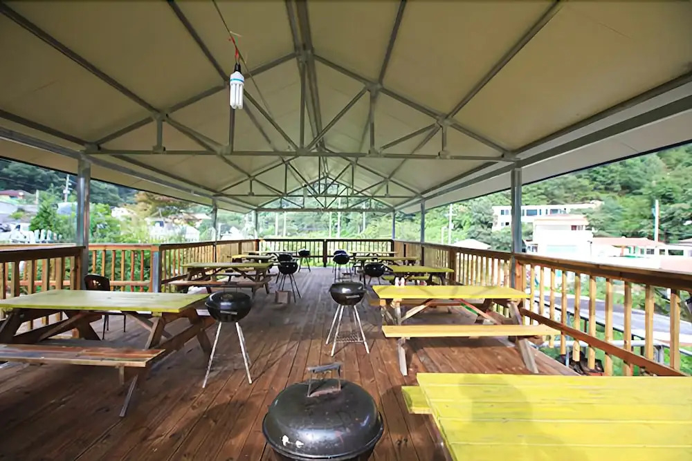 Olden Caravan n Pension (Pet friendly)