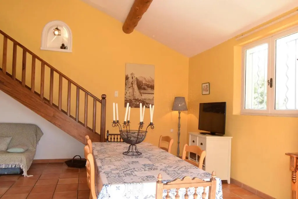 Accent Immobilier - Maison Eygalieres, Piscine, 4/6 Pers