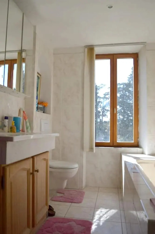 House With 7 Bedrooms in Monteux, With Pool Access, Enclosed Garden an