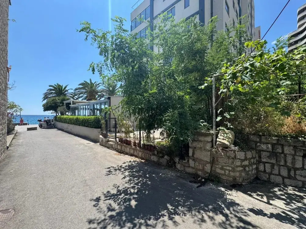 Beachfront Holiday home