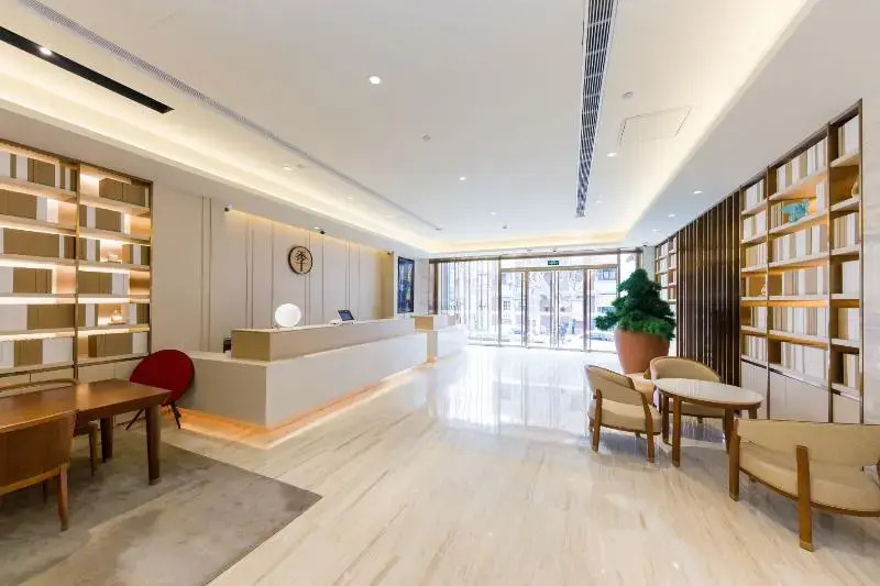 JI Hotel Shanghai Huaihai Zhong Road