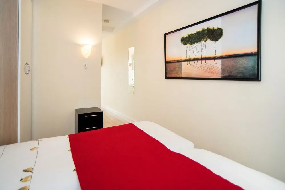 Midtown Hotel triple
