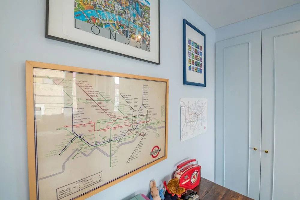 Sensational Wandsworth Home by King George's Park