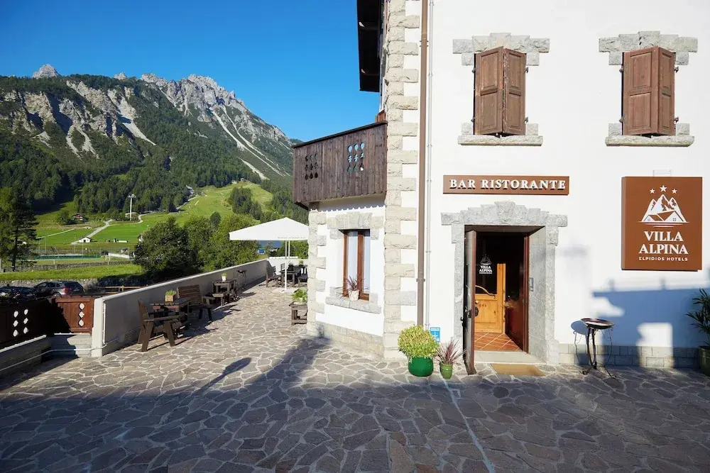 Villa Alpina Hotel